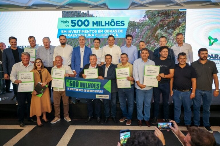 Estado entrega projetos rodoviários e de aeródromo em Porto Camargo, em Icaraíma