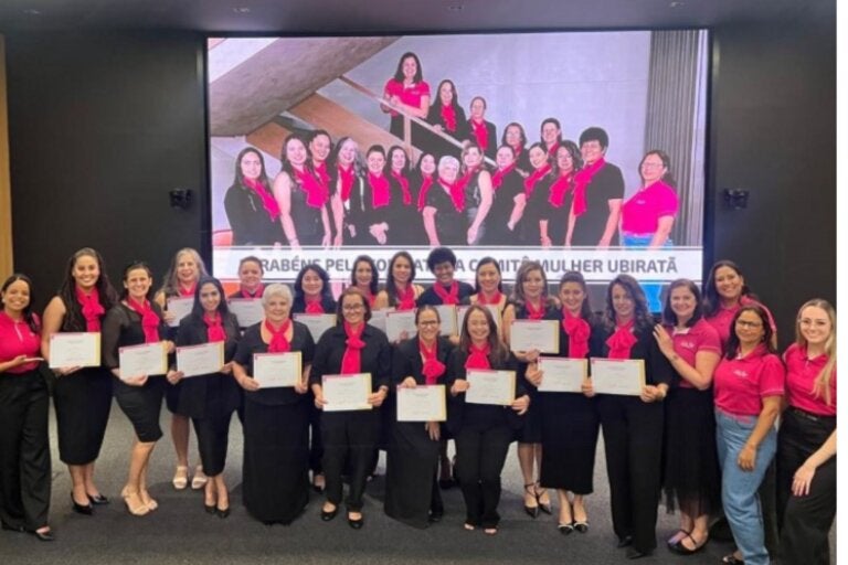 Sicredi amplia crédito para negócios liderados por mulheres e reforça ações de liderança