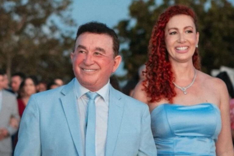 Filha do cantor Amado Batista morre aos 46 anos após lutar contra câncer