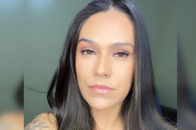Mulher deixa dois filhos após ser morta em ataque a tiros em comercial