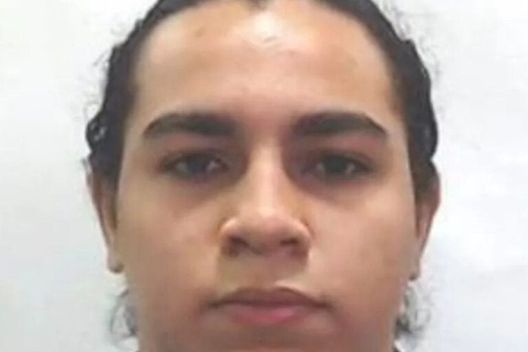 Jovem de 22 anos desaparece na região e família pede ajuda