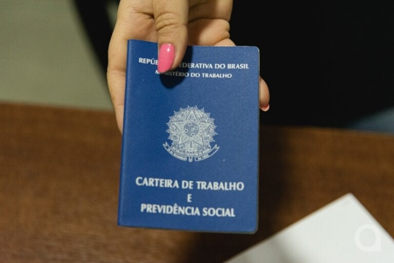 Agência do Trabalhador de Umuarama inicia a terça-feira com 273 vagas de empregos