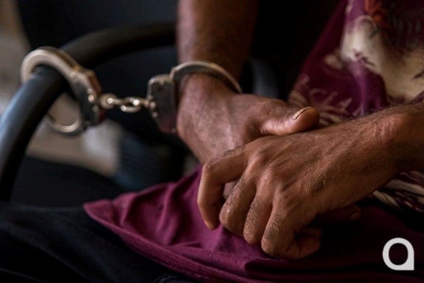 Homem é preso em Alto Paraíso por mandado ligado a drogas e arma de fogo