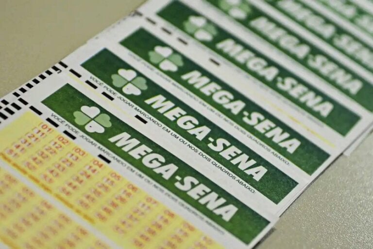 Aposta do Paraná acerta as 6 dezenas da Mega-Sena e recebe R$ 34,8 milhões