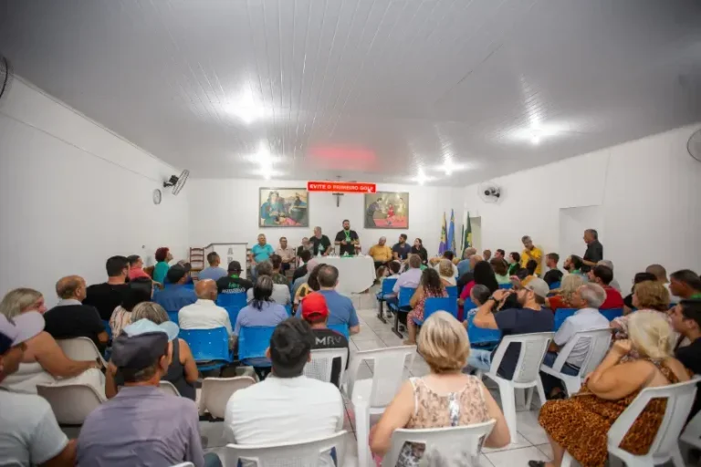 Reunião da ARA em Umuarama celebra sobriedade e entrega 29 medalhas de superação