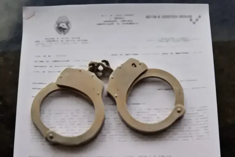 Homem é preso por apresentar CNH falsa durante fiscalização na PR-182
