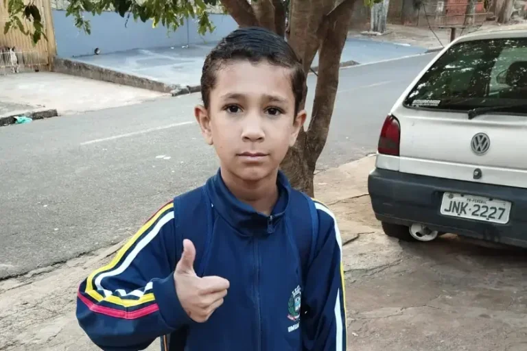 Família pede doações de sangue para criança após possível picada de aranha-marrom
