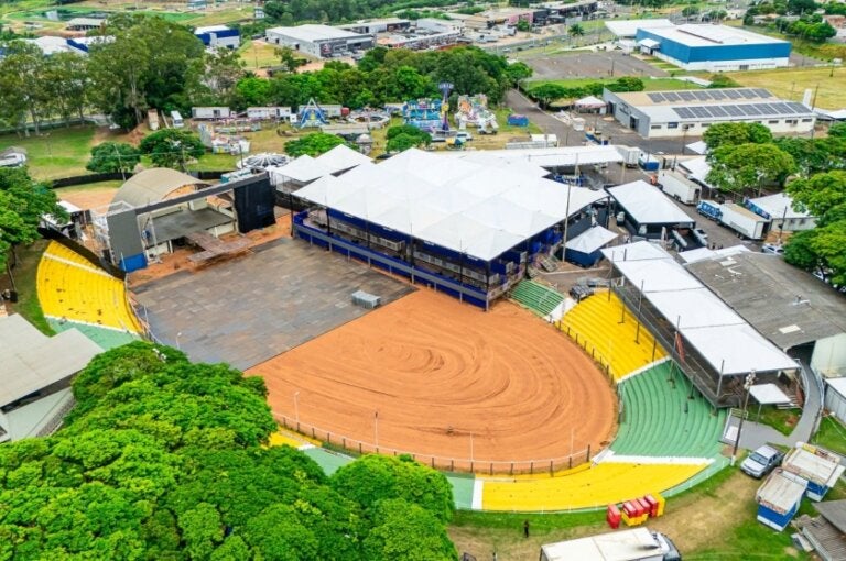 Pontos de hidratação gratuita garantem conforto e bem-estar ao público da Expo Umuarama
