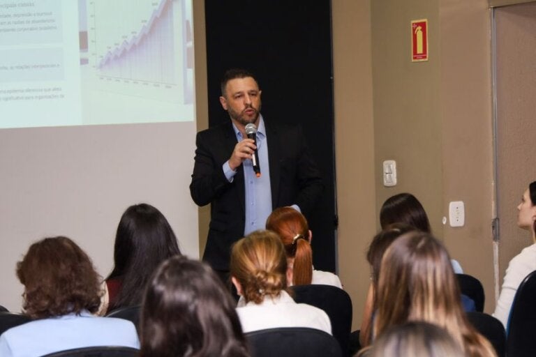 Capacitação discute inclusão da saúde mental na gestão de riscos das empresas