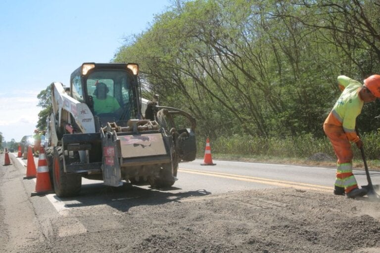 Motoristas devem redobrar atenção com obras na rodovia PR-323, em Umuarama