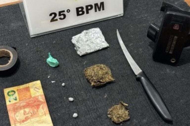 Homens são detidos por suspeita de tráfico de drogas em Umuarama