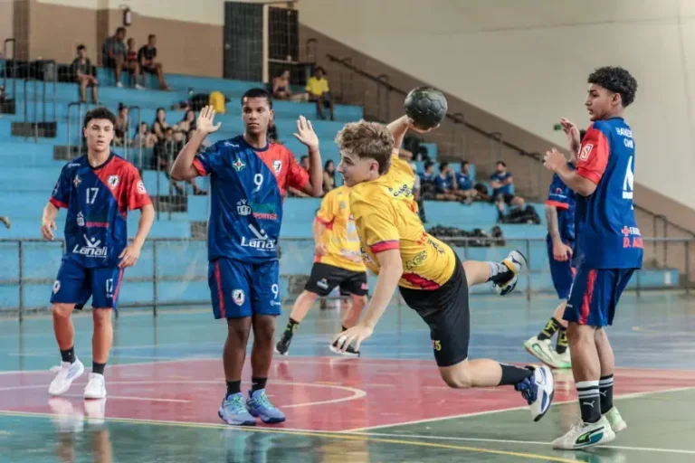 Umuarama abre Campeonato Paranaense de Handebol Adulto neste fim de semana