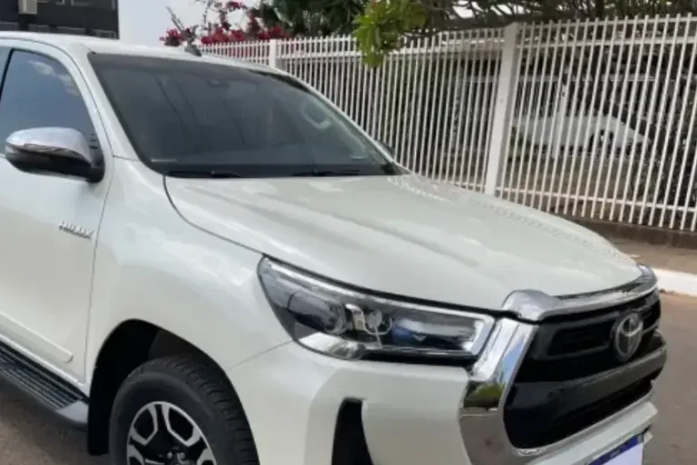 Criminosos furtam Hilux durante a madrugada em Alto Piquiri