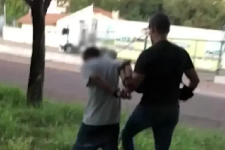 Homem abusa de adolescente durante 18 horas de cárcere privado em área de mata