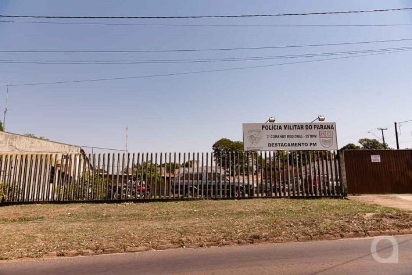Homem invade casa da ex e briga com amigo e atual namorado dela, em Ivaté