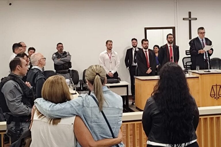 Júri condena Carlos Adriano a 19 anos de reclusão por homicídio triplamente qualificado 