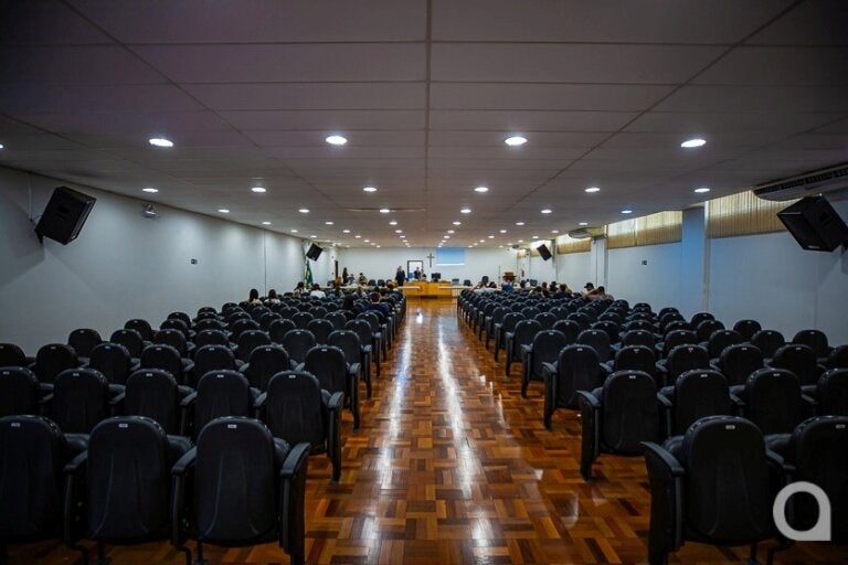 Júri em Umuarama: Defesa promete reviravolta em caso de feminicídio