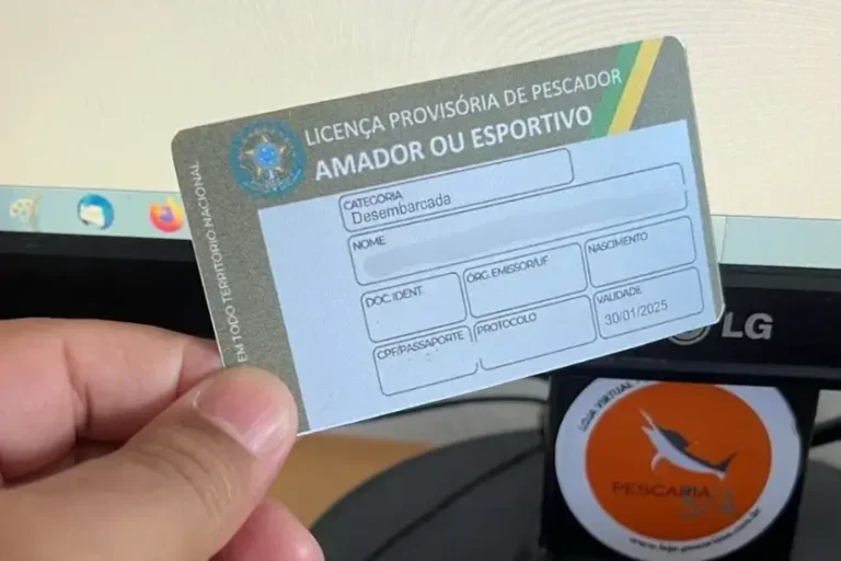 Poupatempo Umuarama orienta pescadores sobre emissão da licença de pesca amadora