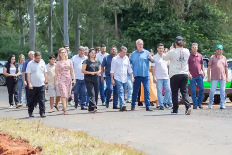 Estrada Itú avança para fase final e reforça infraestrutura rural em Perobal