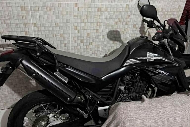 PM prende dois envolvidos em roubo em Maria Helena e segue buscas por moto e comparsas