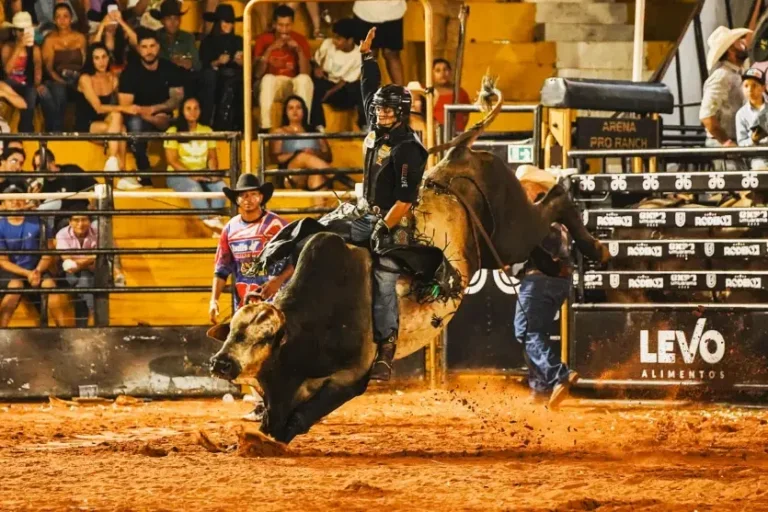 Rodeio Nacional será aberto nesta terça-feira na Expo Umuarama, com entrada gratuita