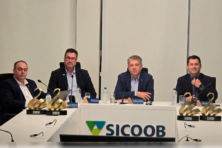 Sicoob realiza pré-assembleia com sorteio de mais de R$ 100 mil em prêmios