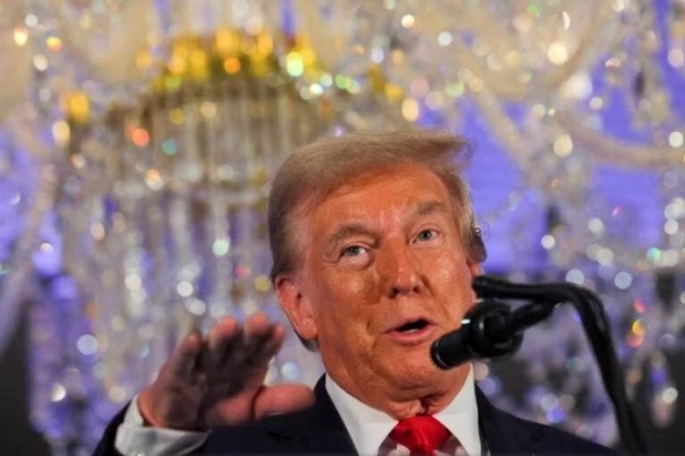 Trump anuncia trégua de cinco dias com Irã em meio a ameaça de retaliação energética