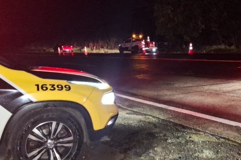 Homem é atropelado por carro na PR-323 e não resiste aos ferimentos, em Cianorte