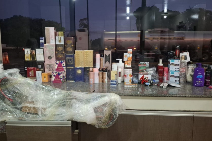 Carga de emagrecedores do Paraguai é apreendida com condutor na PR-323