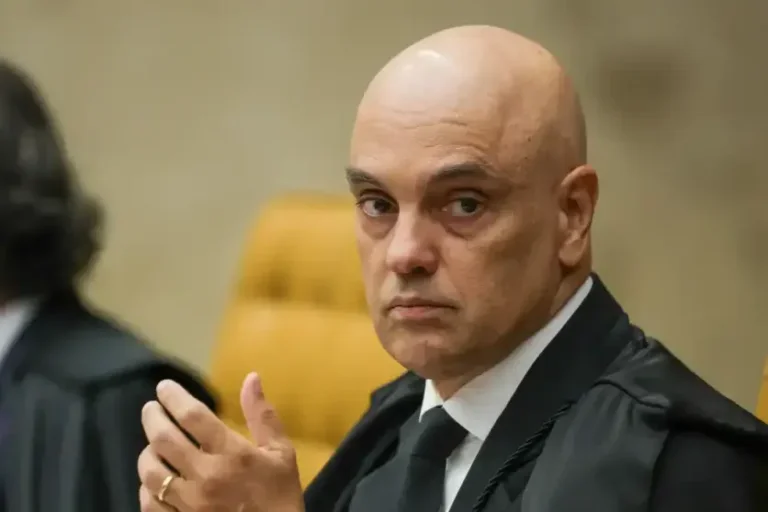 Relatório da CPI do Crime pede indiciamento de Moraes e recomenda intervenção no RJ