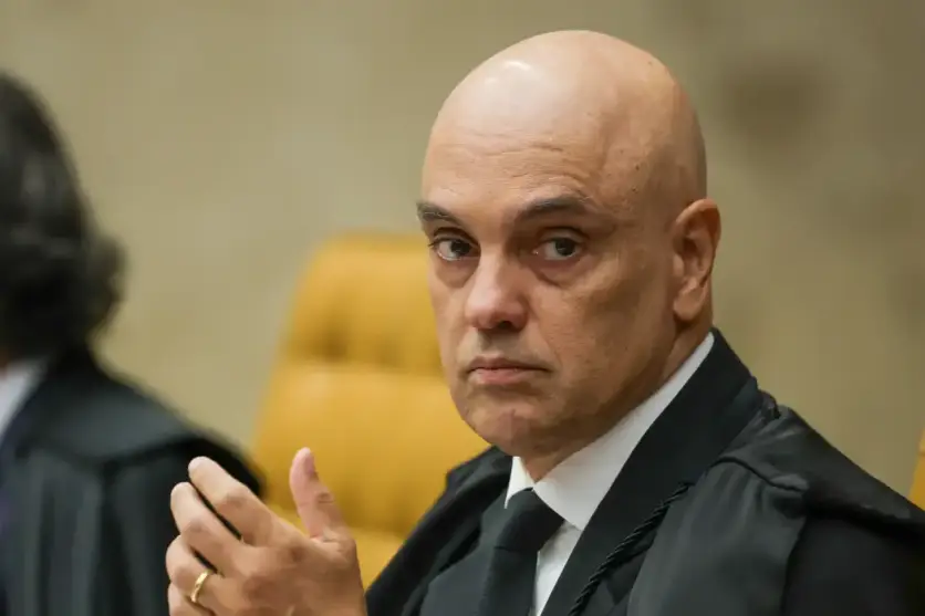 Relatório da CPI do Crime pede indiciamento de Moraes e recomenda intervenção no RJ