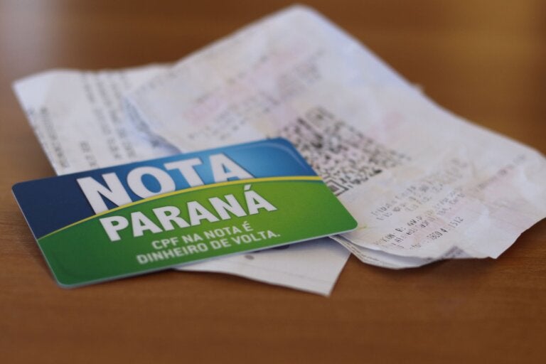 Nota Paraná paga de R$ 1 mil a R$ 100 mil; veja de onde são os ganhadores