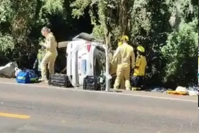 Grave acidente mata quatro pessoas na divisa entre Paraná e Santa Catarina