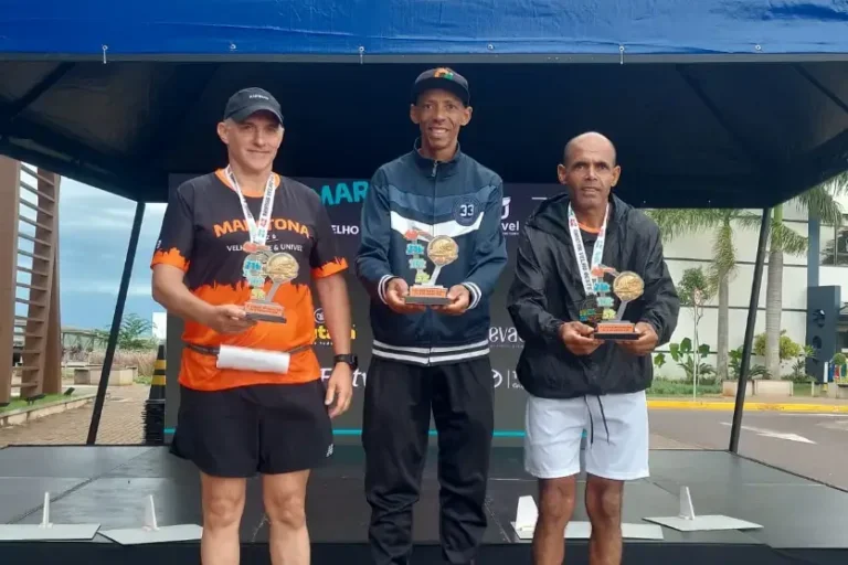 Umuaramense vence maratona na categoria de 50 a 54 anos e alcança o 11º lugar geral