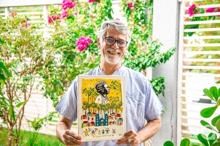Artesão de Umuarama passa a integrar organização internacional ligada à Unesco