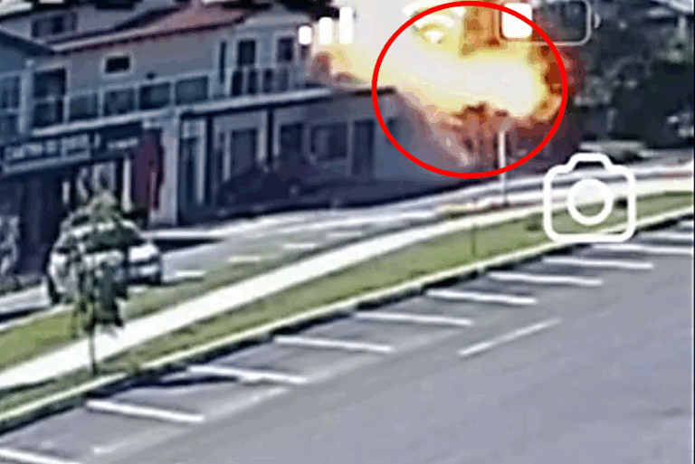 Avião de pequeno porte cai sobre restaurante e quatro mortes são confirmadas; com vídeo