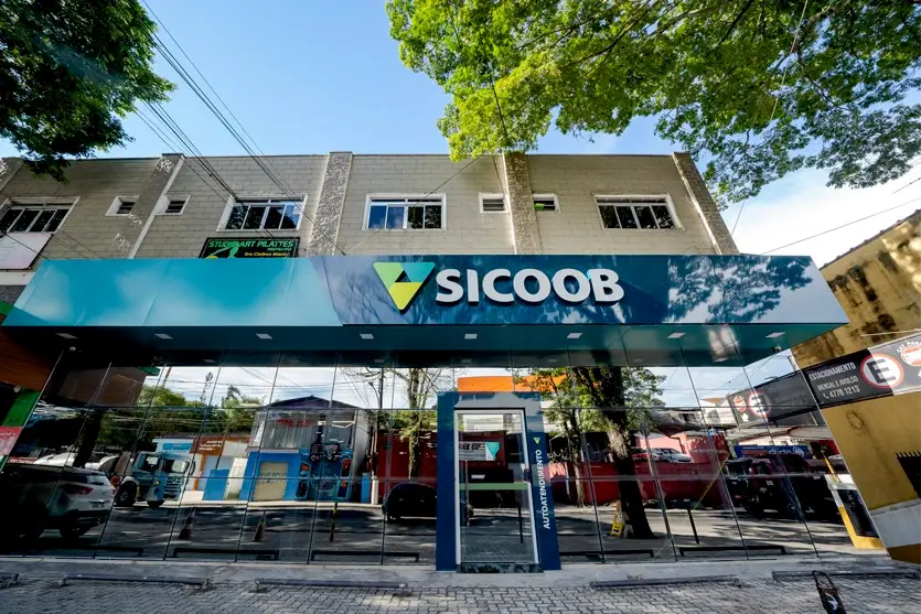 Cashback turbinado Sicoob gera retorno de R$ 49,8 bilhões a seus cooperados