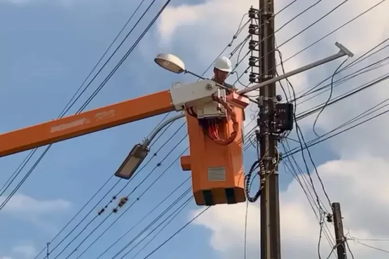 Cruzeiro do Oeste terá 100% de iluminação LED e reforça segurança nas ruas