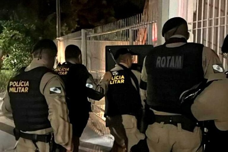 Bope é acionado em Alto Piquiri: homem ameaça se incendiar dentro de residência