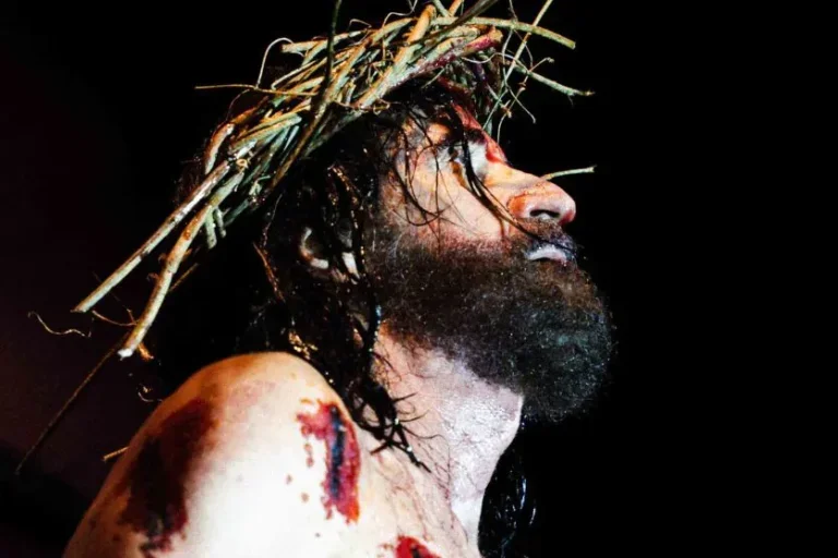 Paixão de Cristo marca a Sexta-Feira Santa como ato de fé em Umuarama