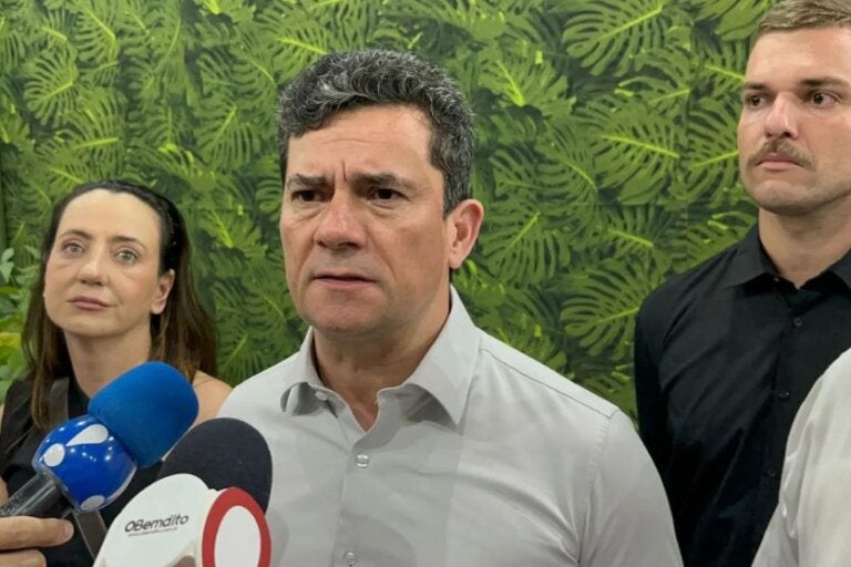 Pesquisa indica que Moro lidera cenários e pode vencer disputa pelo Governo no 1º turno
