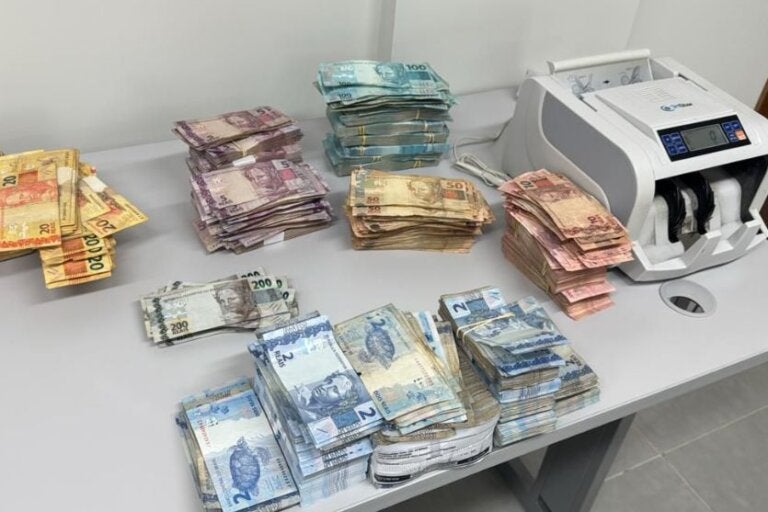 Megaoperação com base em Cianorte bloqueia R$ 1,5 bi e apreende 132 veículos, imóveis e gado