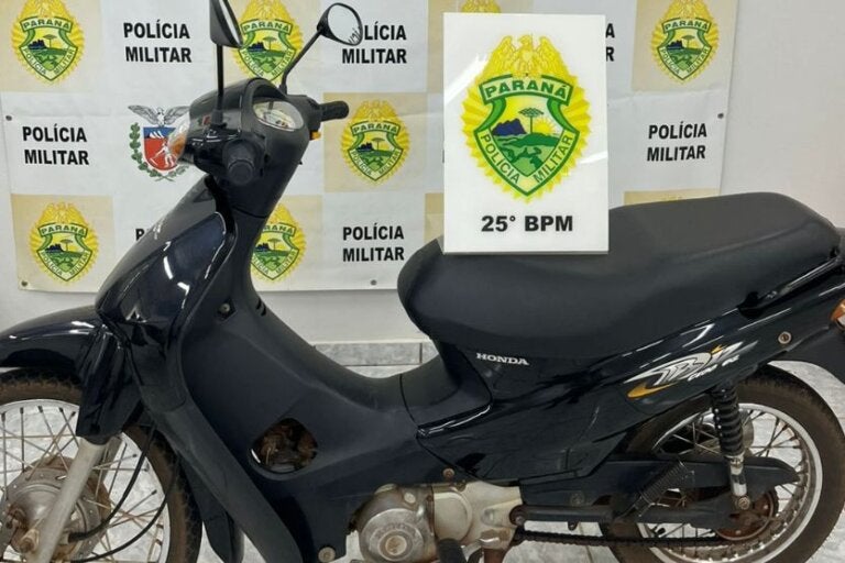 Polícia encontra motoneta com sinais de adulteração no centro de Ivaté