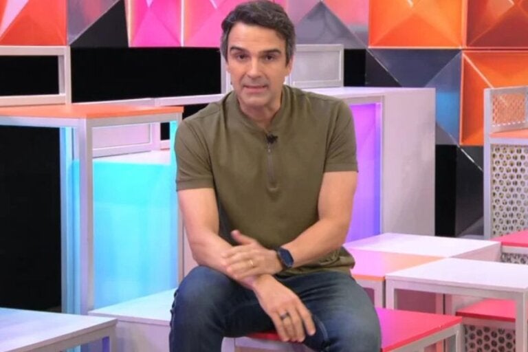 Globo avalia afastar Tadeu Schmidt do BBB 26 após morte de Oscar Schmidt