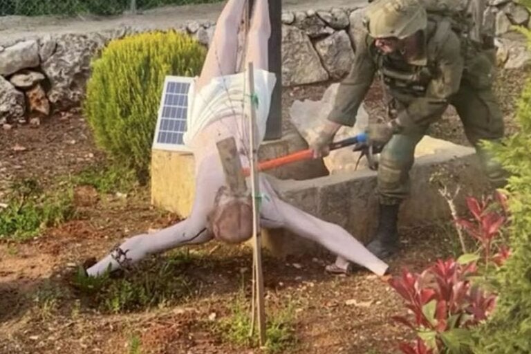 Israel promete medidas severas contra soldado que atacou estátua de Jesus