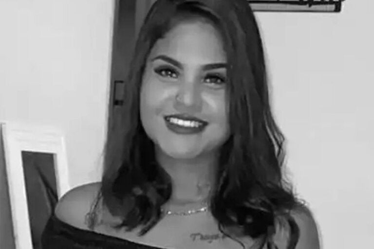 “Ela era filha, mãe, amiga”: irmã relembra Adrielle após crime em Umuarama