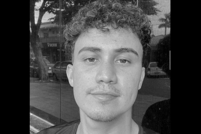 Foto de João Vitor Imperador, motociclista que morreu em acidente no Centro de Douradina.