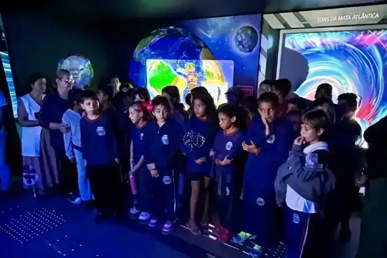 Expedição do Conhecimento leva educação e tecnologia a Maria Helena