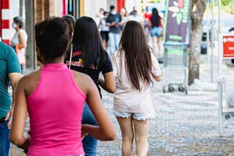 Mês de abril começa com 251 vagas na Agência do Trabalhador de Umuarama