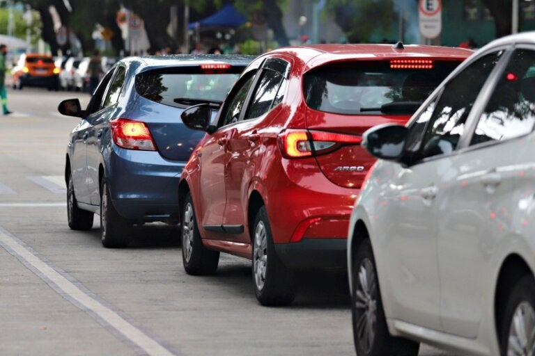 Pagamento da 4ª parcela do IPVA de veículos com placas 5 e 6 termina nesta segunda